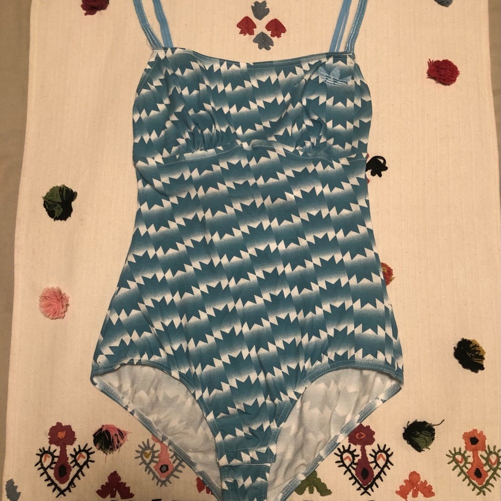 Adidas Originals NEW from 2011 Bodysuit Football Soccer Sz S Argentina